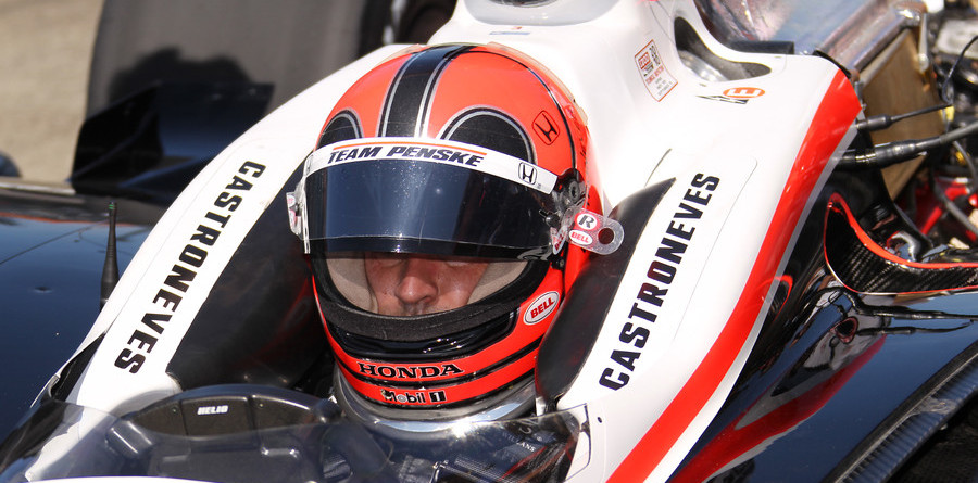 Castroneves wins Motegi battle Castroneves wins Motegi battle