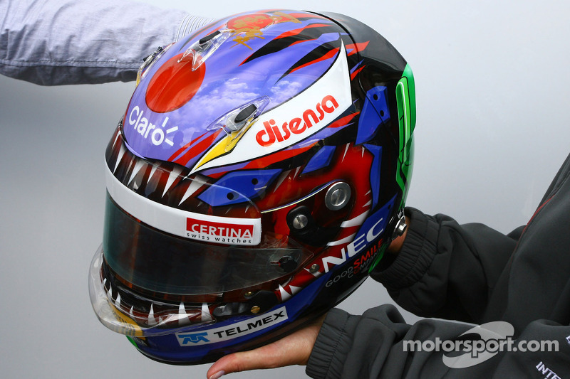 Charity success: 19,000 USD for Kamui Kobayashi’s helmet