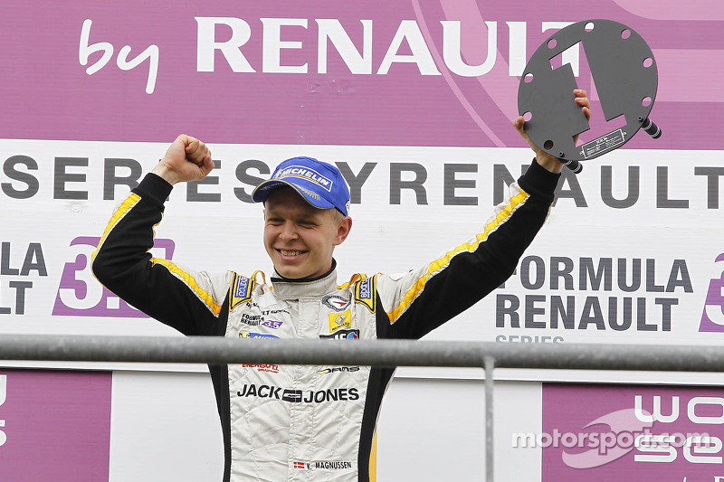 World Series by Renault scores another big success at Spa