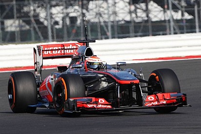 Formula One team boss reneged on Magnussen deal - Whitmarsh