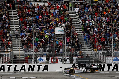 Harvick, optimista con el segundo lugar