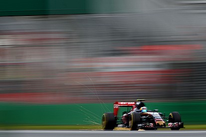 Carlos Sainz Jr. suma puntos en su primer carrera