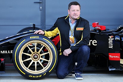 Pirelli призывает поскорее определиться с регламентом на 2017 год