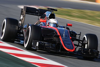 Button - "En Malaisie, l’objectif est d’accumuler les tours"