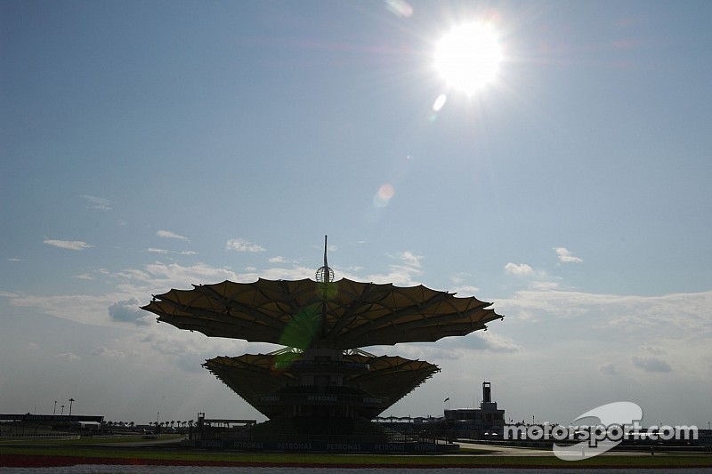 GP de Malaisie - Essais Libres 1 : Rosberg devant, Hamilton à l'arrêt