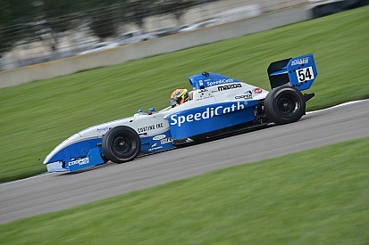 Johnson se encuentra en terapia intensiva