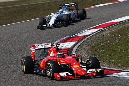 В Ferrari раздумывают над продлением контракта с Райкконеном