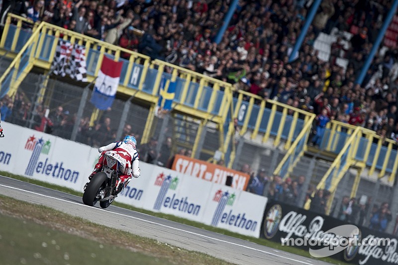 Photos - Les courses d'Assen en images