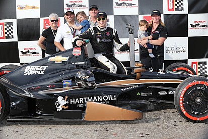 Josef Newgarden triunfa en casa
