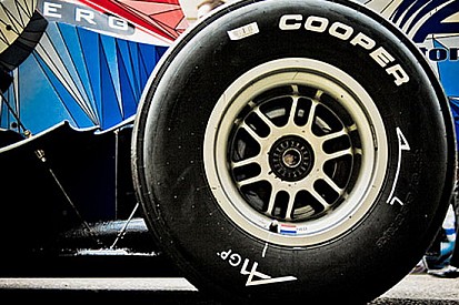 Gomme 2011: salgono le quotazioni della Cooper Avon
