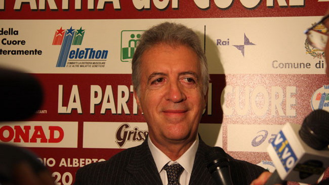 Piero Ferrari supporta la Partita del Cuore 2010