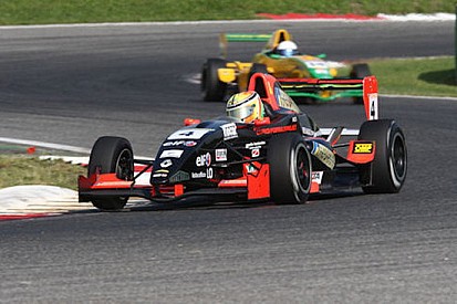Vecchi comanda nelle libere di Vallelunga