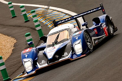 Poker Peugeot nella prima sessione di prove ufficiali