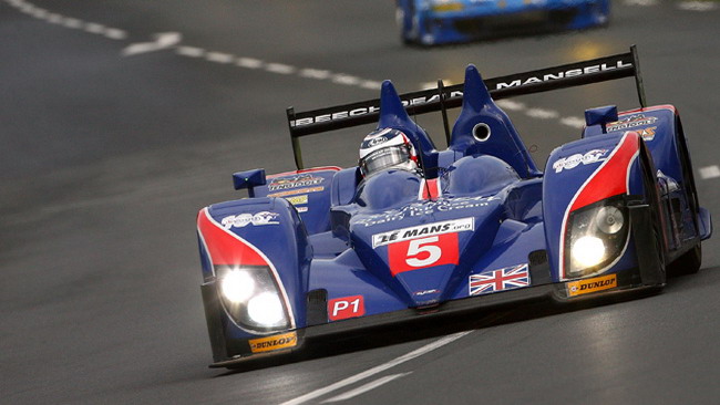 Paura per Mansell: ha sbattuto ad Arnage!