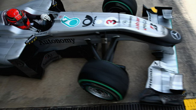 Anche Schumi è critico sulla safety car