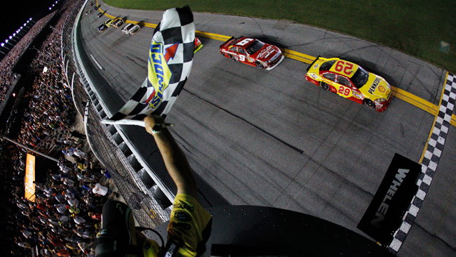 Vince Harvick, ma che finale a Daytona!