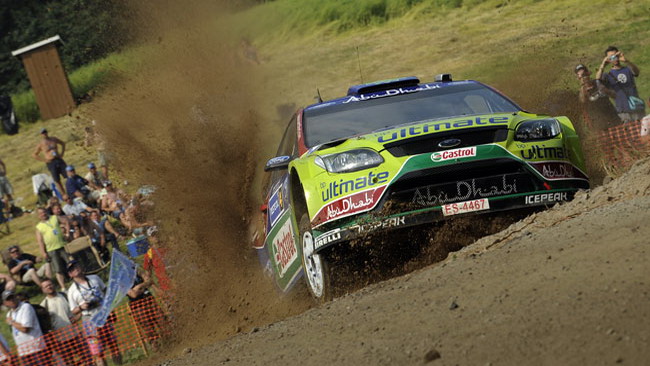 PS7: Latvala rompe gli indugi e va in testa