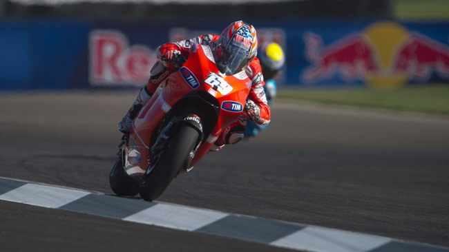 La Ducati ufficializza il rinnovo di Hayden