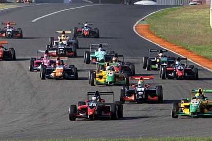 Andrea Cecchellero vince gara 1 al Mugello
