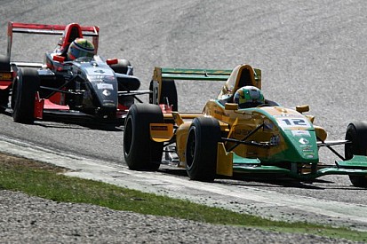 Gibbin resiste a Vecchi e vince al Mugello