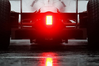 Diluvia a Suzuka: qualifiche rinviate