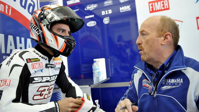 Melandri scopre la Yamaha a Valencia