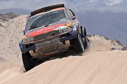 BMW punta forte sulla Dakar 2011: al via ben 7 X3CCs!