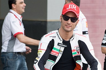 Operazione alla spalla anche per Mattia Pasini