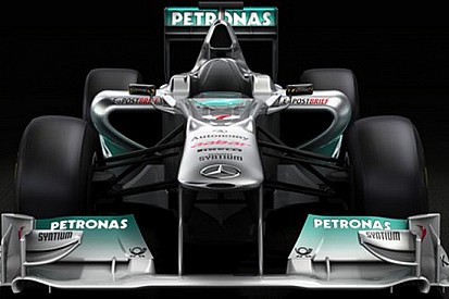 La Mercedes rivela le forme della W02