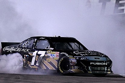 Kenseth torna alla vittoria dopo 76 gare!