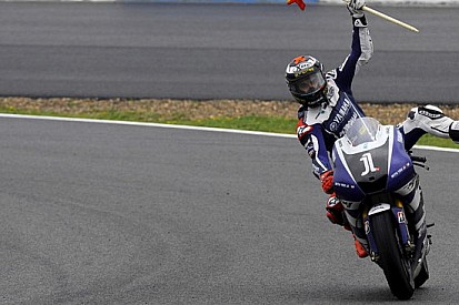 Lorenzo va a caccia del poker ad Estoril