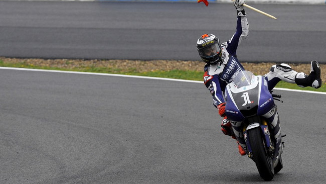 Lorenzo va a caccia del poker ad Estoril