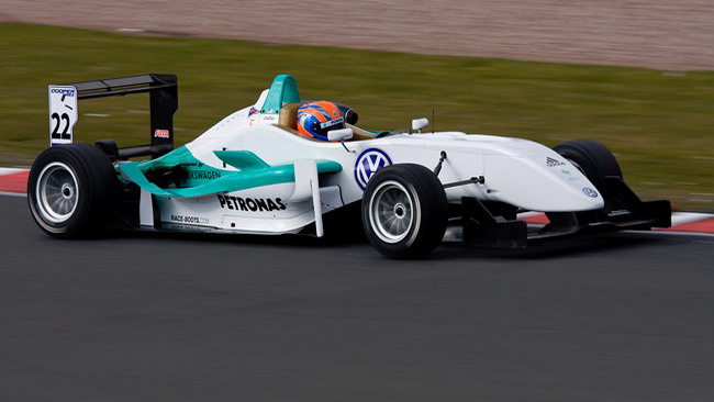 Carlin ad Hockenheim con tre monoposto