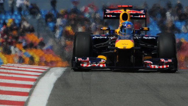 Istanbul: Vettel festeggia il poker di pole