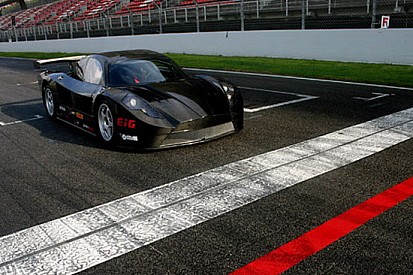 Primi test per la Quimera GT elettrica