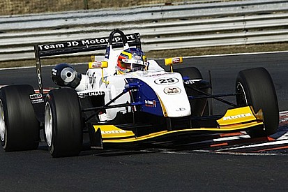 La European Series scatta con 10 piloti in pista