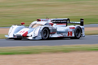 2° Ora: dominio delle Audi R18 e-tron quattro