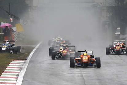 Monza, gara 2: vince Wehrlein nella tempesta