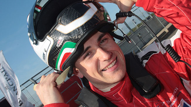 Davide Rigon a caccia del titolo al Nurburgring