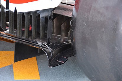 Ecco il diffusore posteriore della Ferrari con il labbro