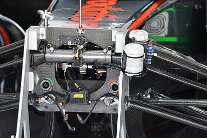 McLaren: ecco dove sono alloggiate le barre