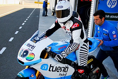 Pons vede Vinales e Salom subito competitivi