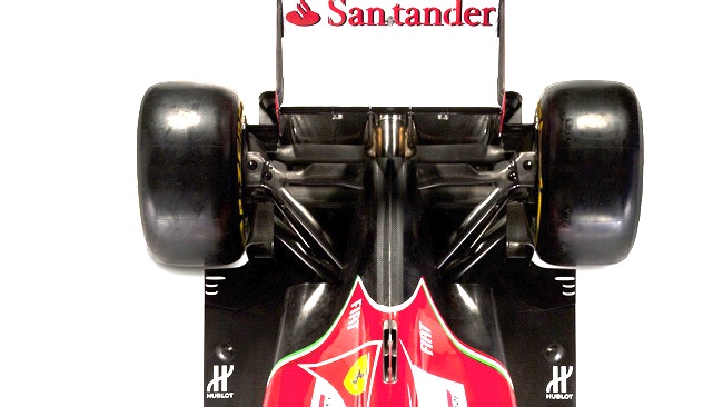 La Ferrari F14 T simula l'estensione dell'estrattore?