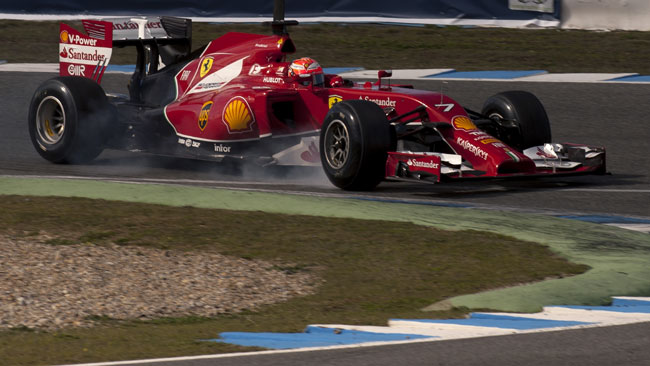 Jerez, Day 1: Ferrari in vetta, pochi giri per la Red Bull