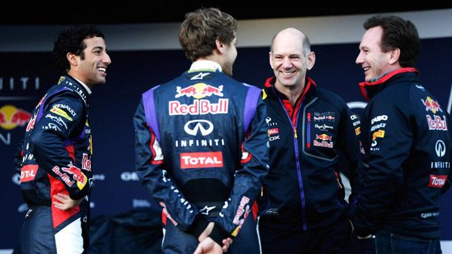 Vettel sale subito sulla RB10 nei test in Bahrein