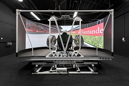 Caterham: ecco il simulatore a piattaforma