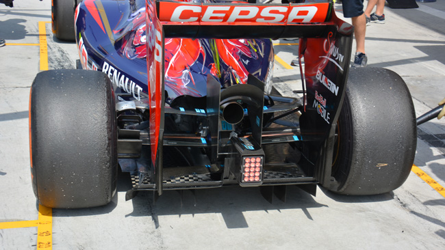 La Toro Rosso restringe il cofano motore