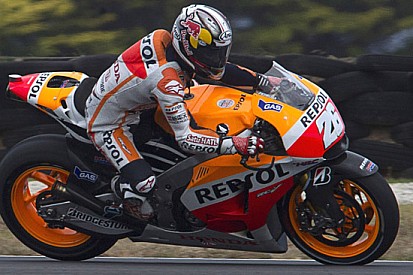 Un leggero dolore al collo ha rallentato Pedrosa
