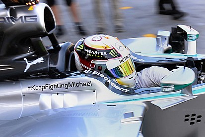 Melbourne, Libere 2: due Mercedes, poi Alonso