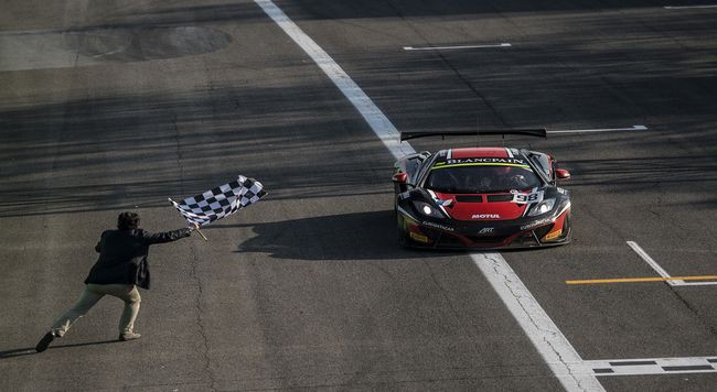 McLaren imbattibile nella vivace 3 Ore di Monza!